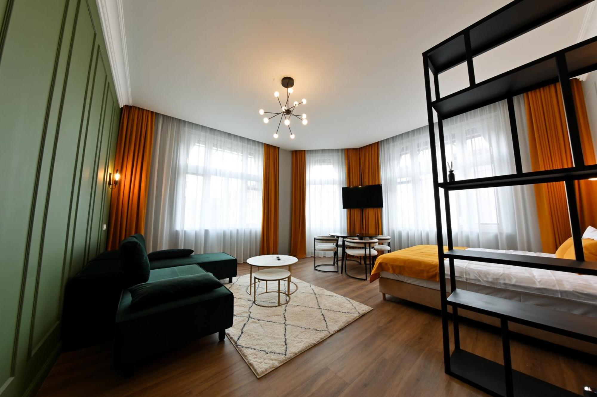 Leda Residence Орадя Экстерьер фото